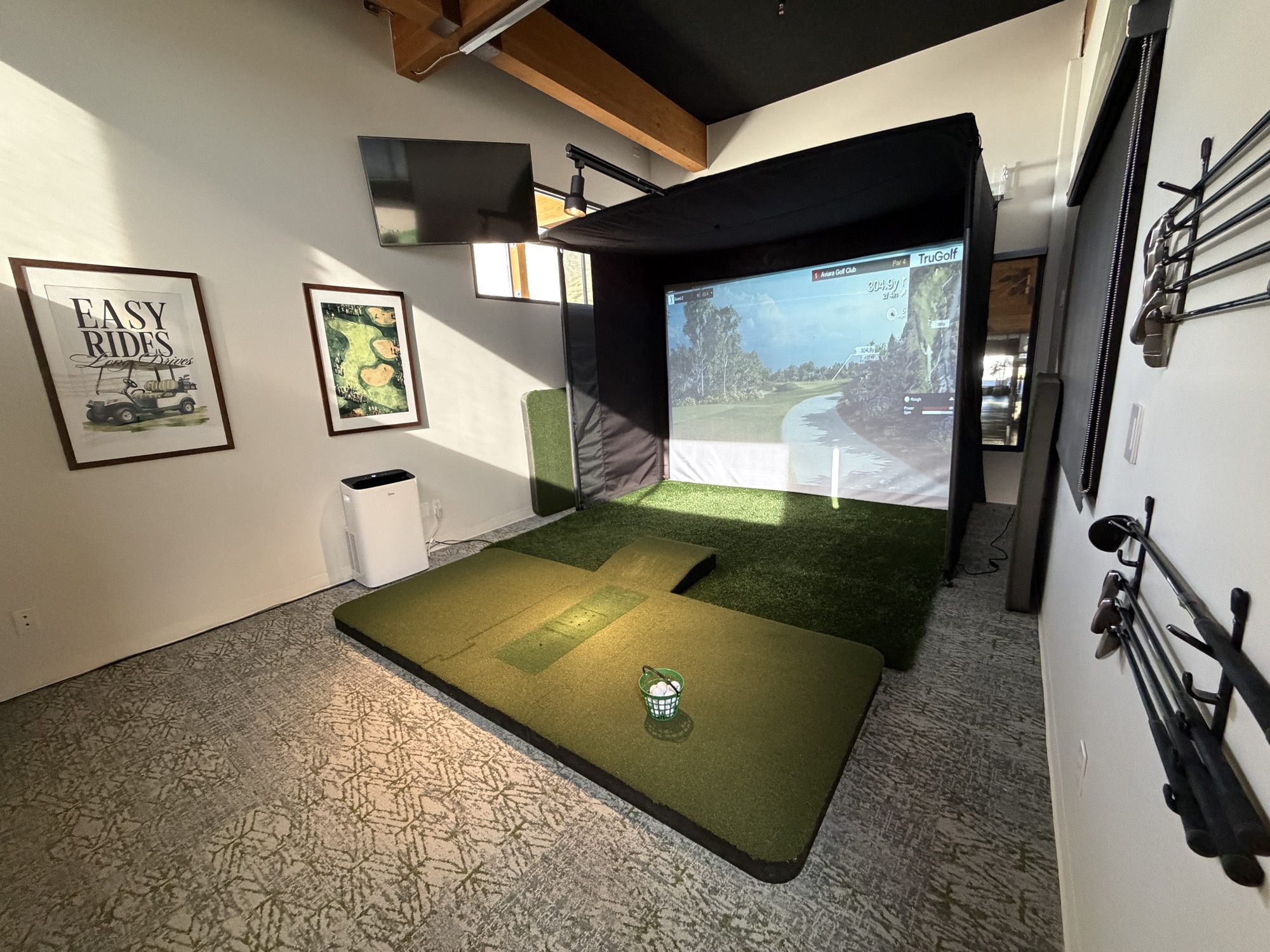 The private golf simulator room